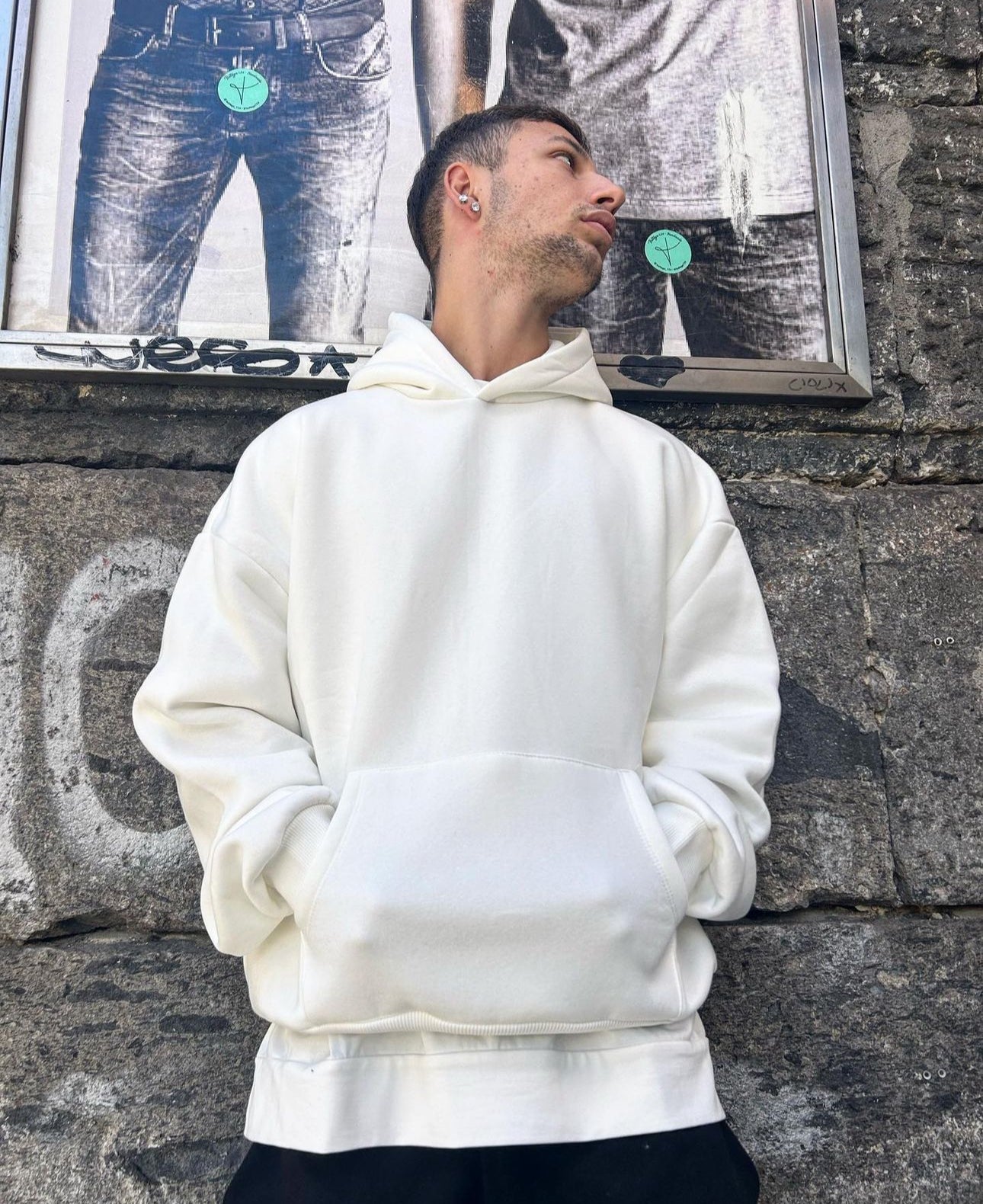 BOXY FIT WHITE