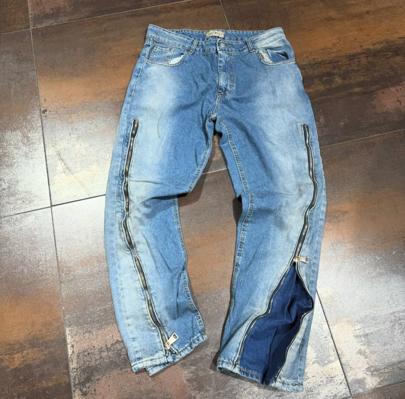 FLARE JUSTWEST